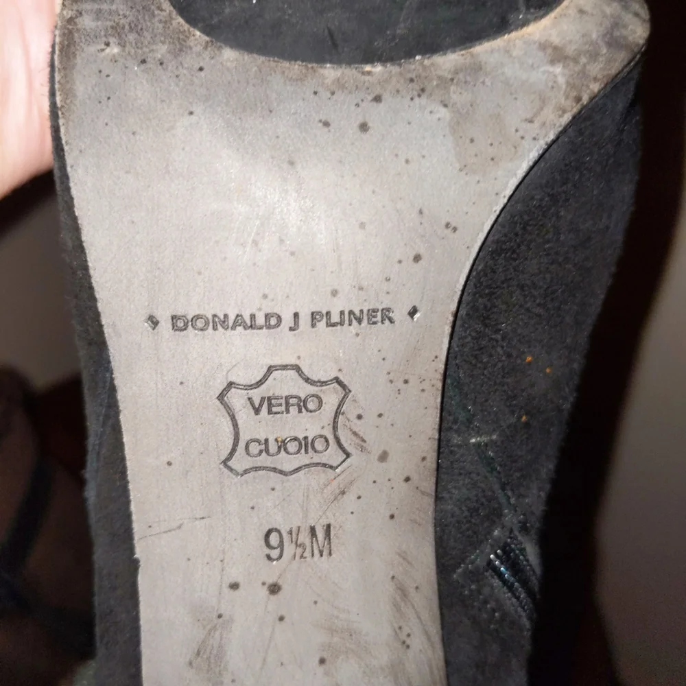 Donald J Pliner Carmen bootie - Picture 7 of 12